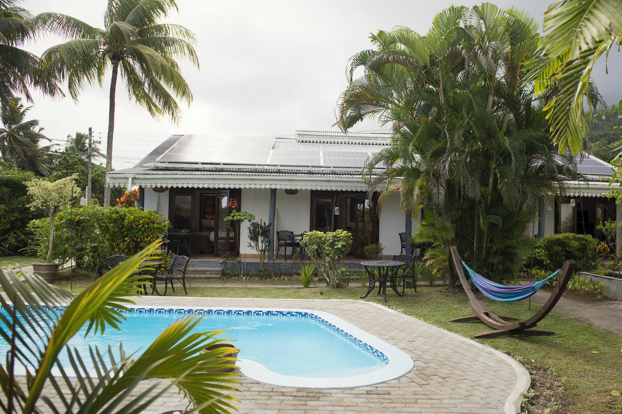 Auberge Chez Plume Anse Boileau Bagian luar foto